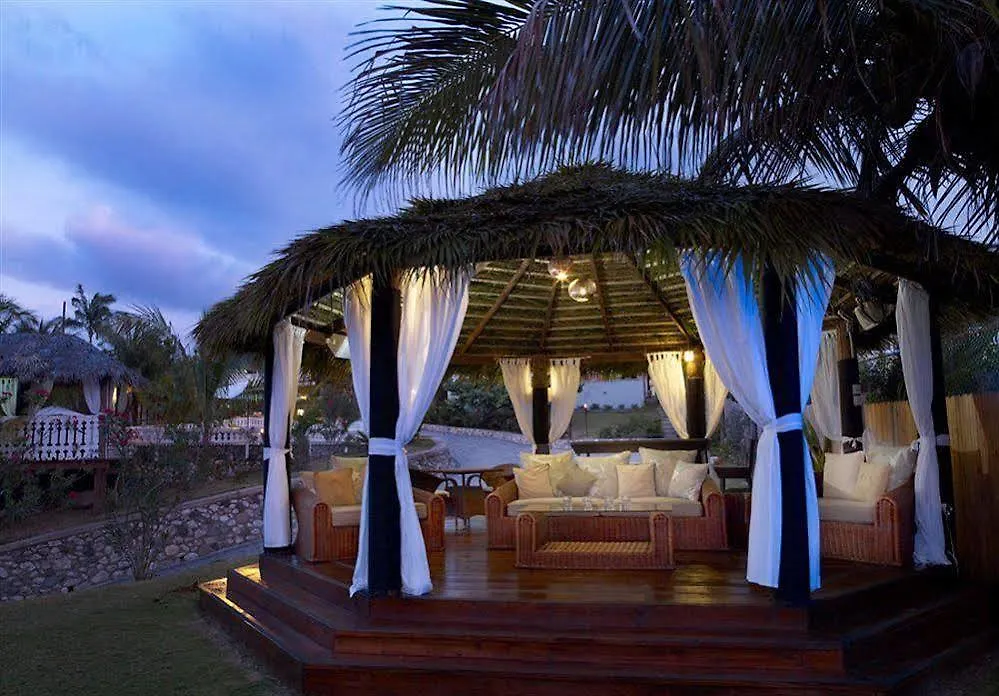 Golden Cove Villas Boscobel